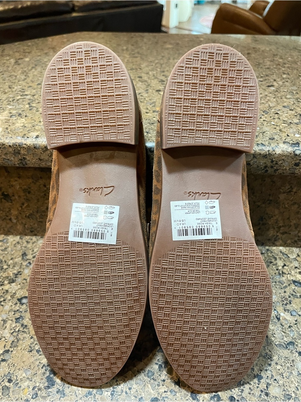 Clarks Trish Rose Loafer Leopard Print Suede Sz 6.5 Ultimate Comfort New w/o Tag - Picture 10 of 12